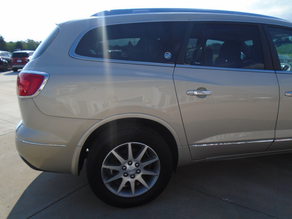 Photo 11 of this BUICK ENCLAVE