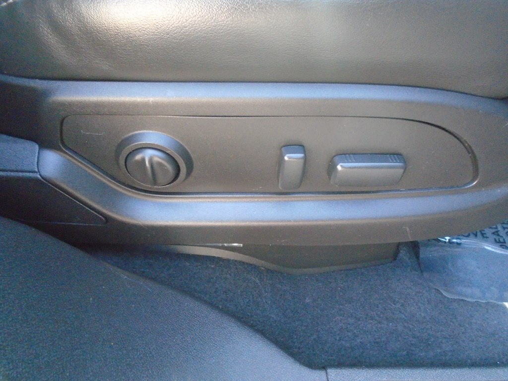 Photo 34 of this BUICK ENCLAVE