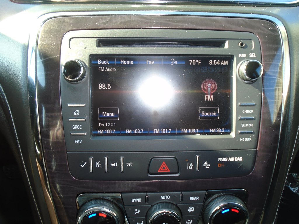 Photo 56 of this BUICK ENCLAVE