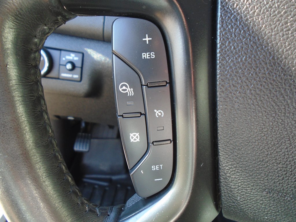 Photo 51 of this BUICK ENCLAVE