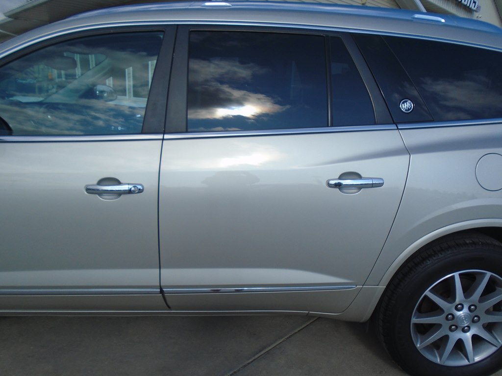 Photo 4 of this BUICK ENCLAVE