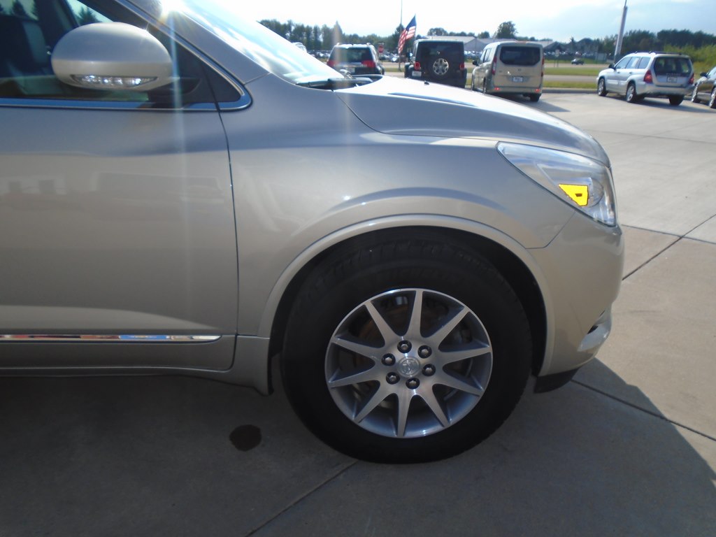 Photo 8 of this BUICK ENCLAVE
