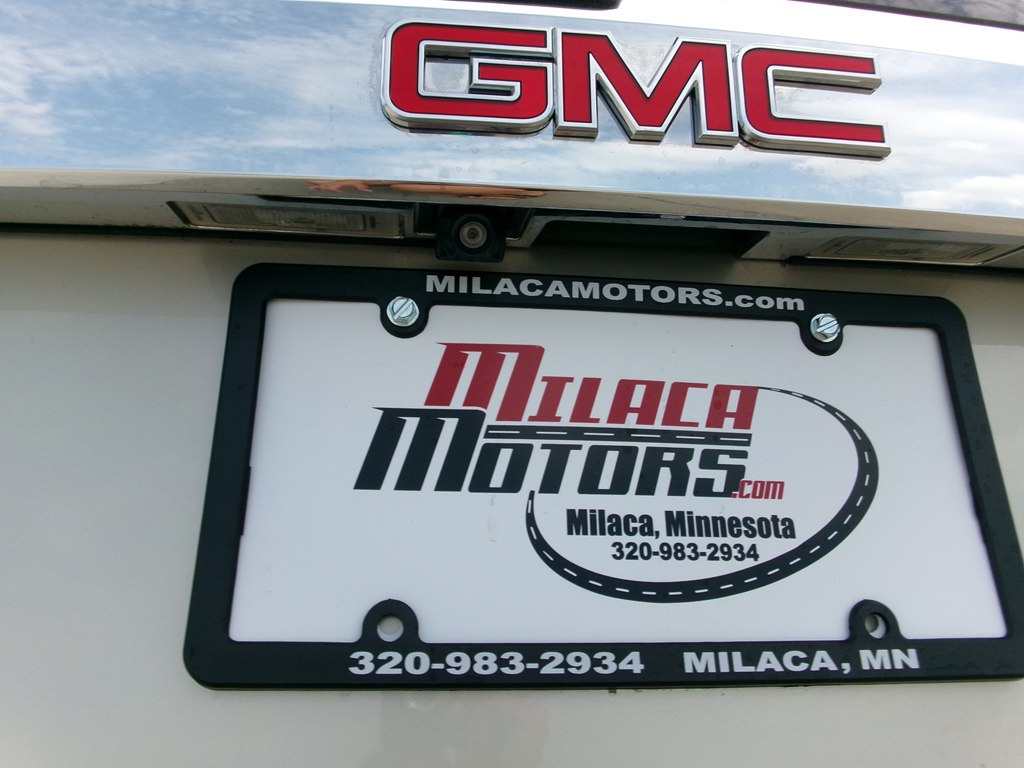 Photo 11 of this GMC TERRAIN