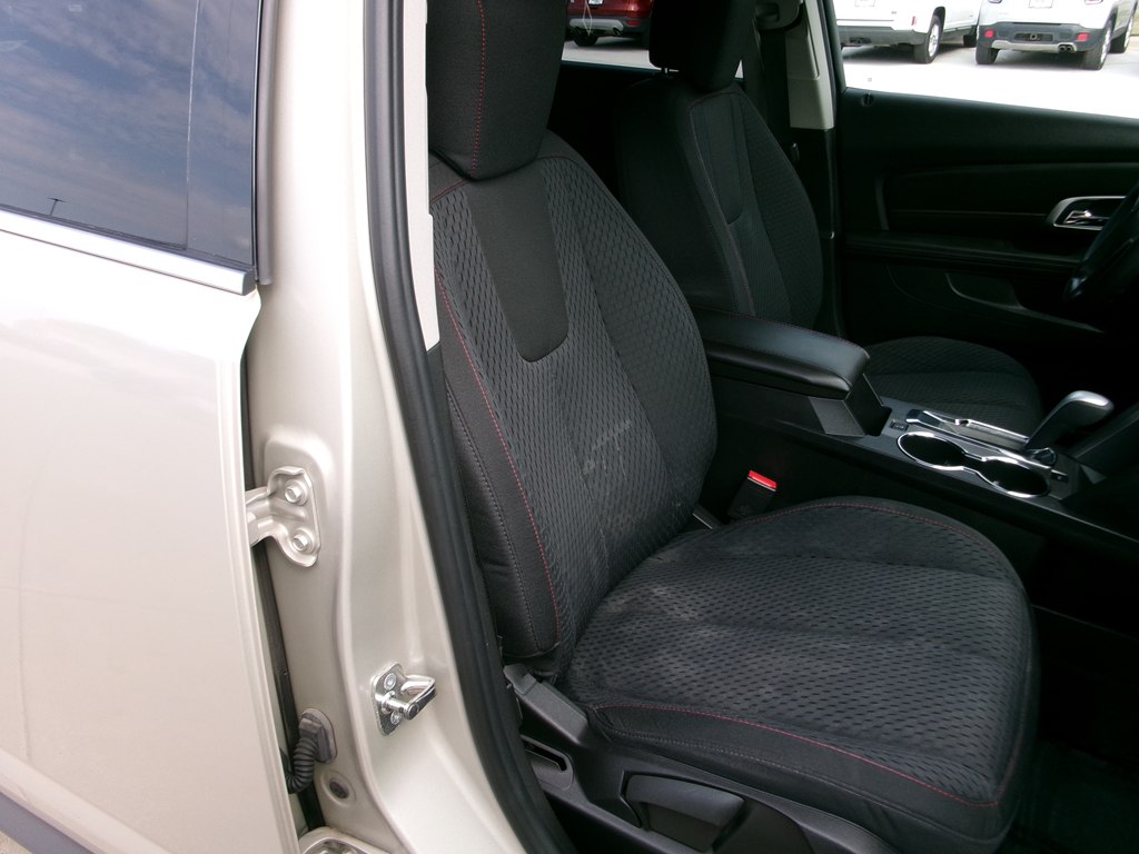 Photo 26 of this GMC TERRAIN