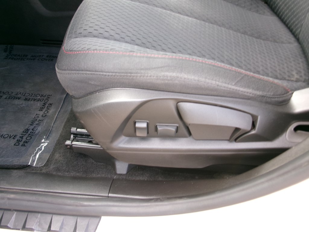 Photo 13 of this GMC TERRAIN