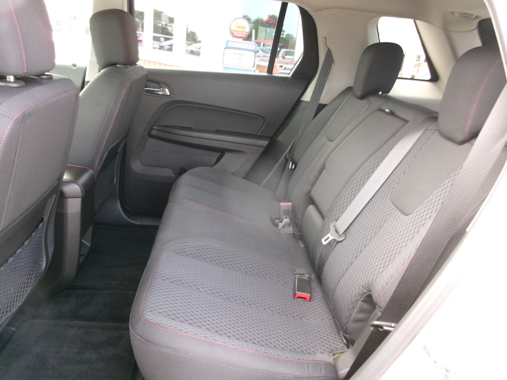 Photo 19 of this GMC TERRAIN