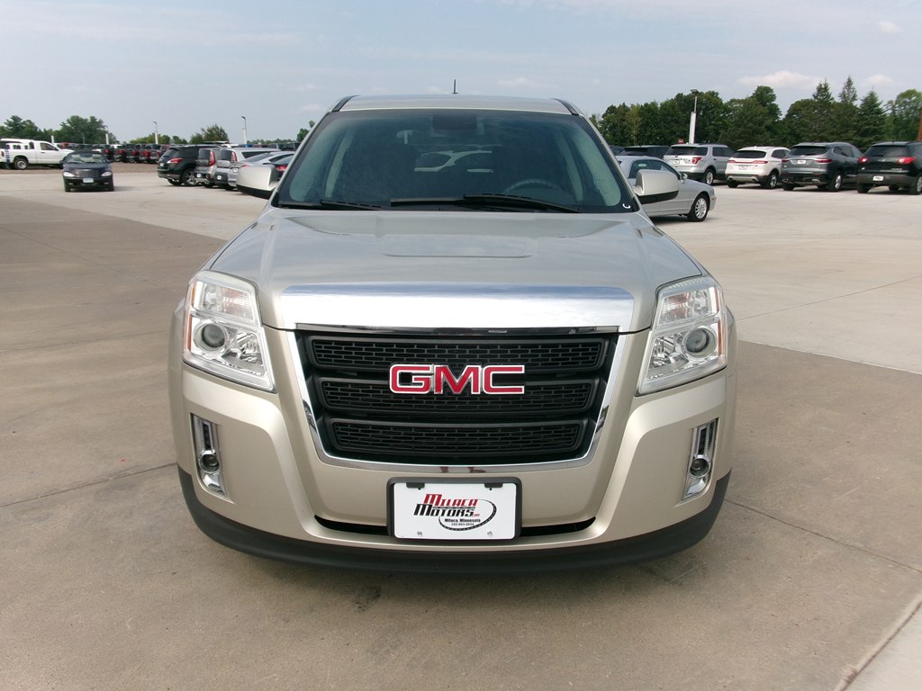 Photo 9 of this GMC TERRAIN
