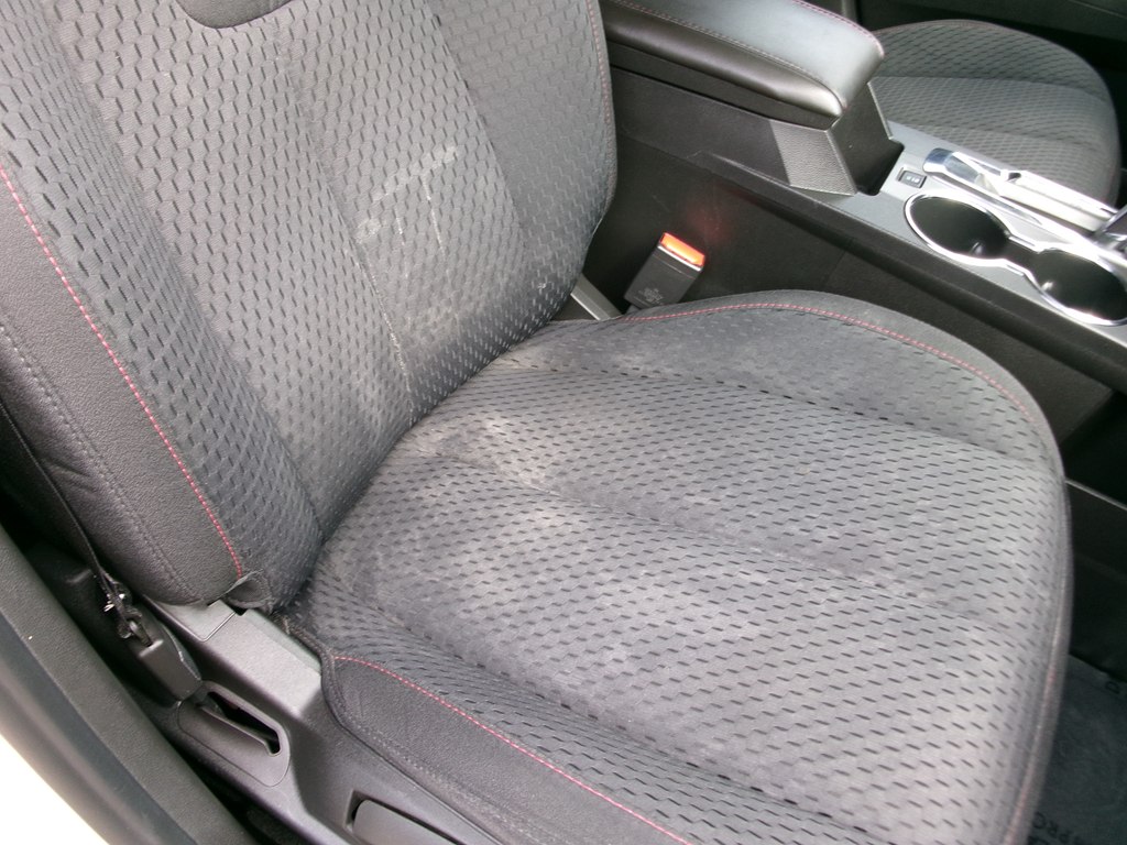 Photo 27 of this GMC TERRAIN