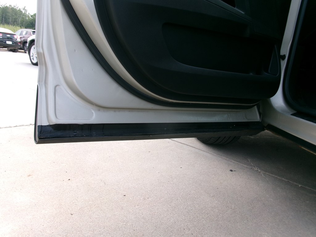Photo 18 of this GMC TERRAIN
