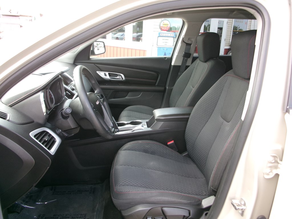 Photo 12 of this GMC TERRAIN
