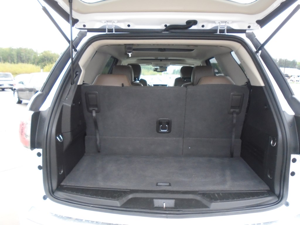 Photo 14 of this GMC ACADIA