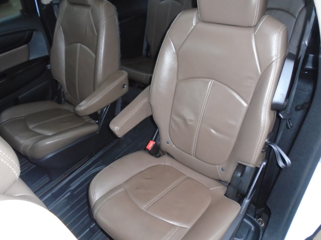Photo 29 of this GMC ACADIA
