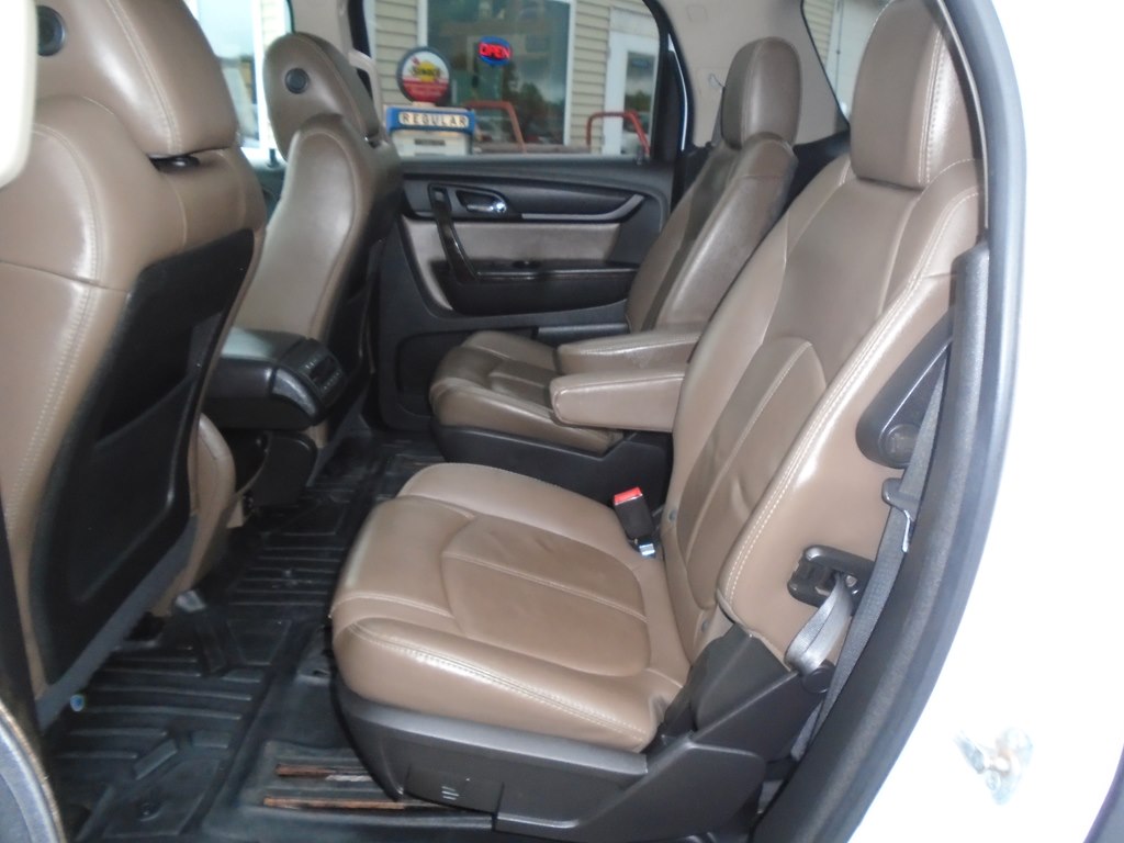 Photo 26 of this GMC ACADIA