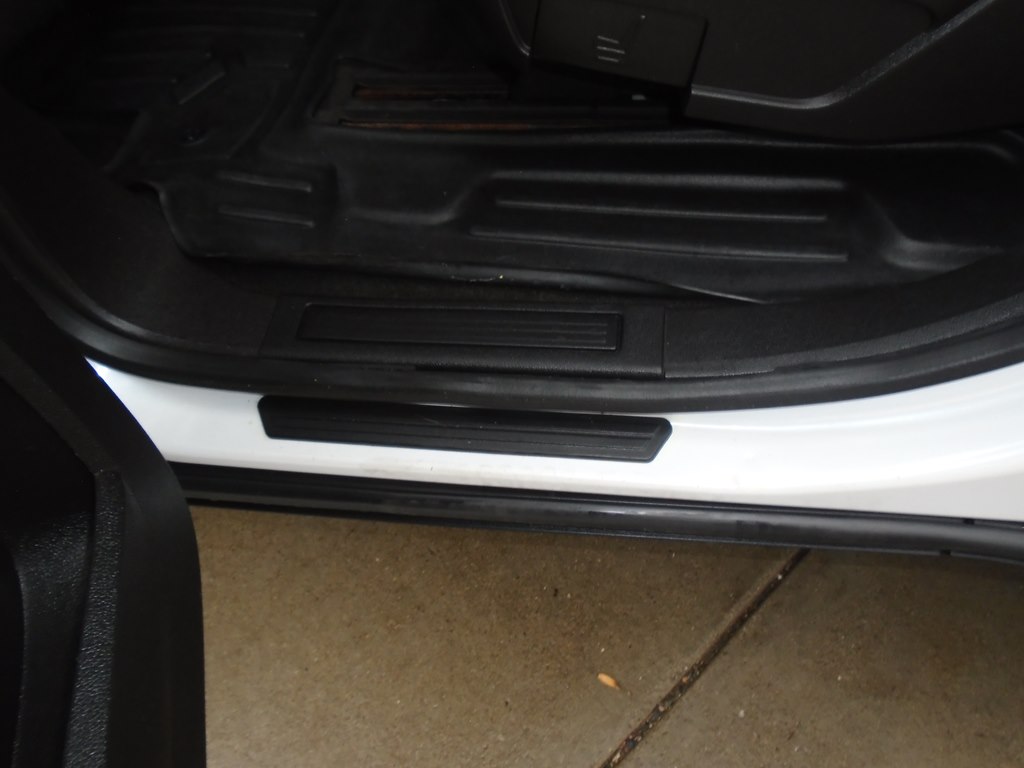 Photo 31 of this GMC ACADIA