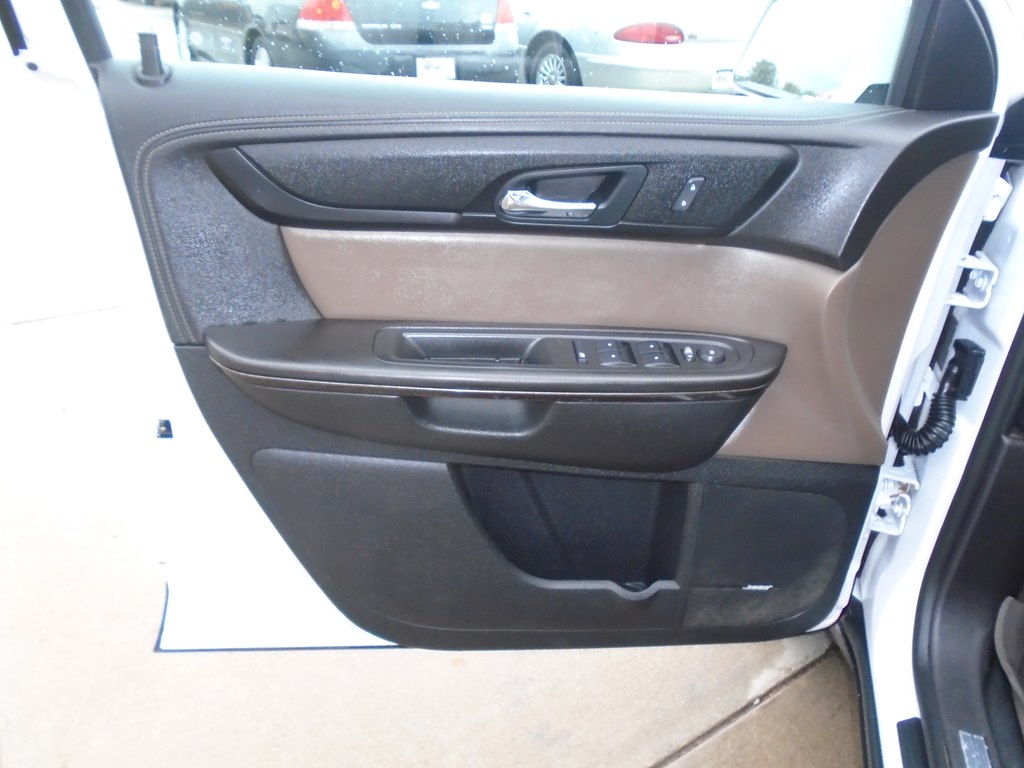 Photo 19 of this GMC ACADIA
