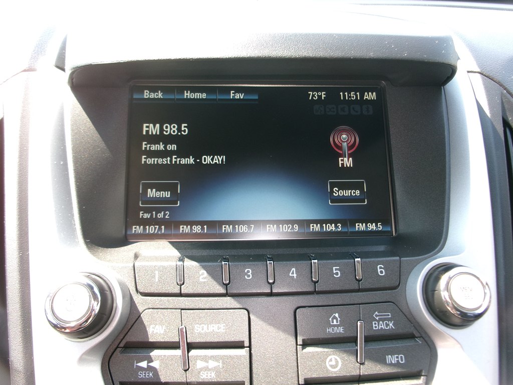 Photo 43 of this CHEVROLET EQUINOX