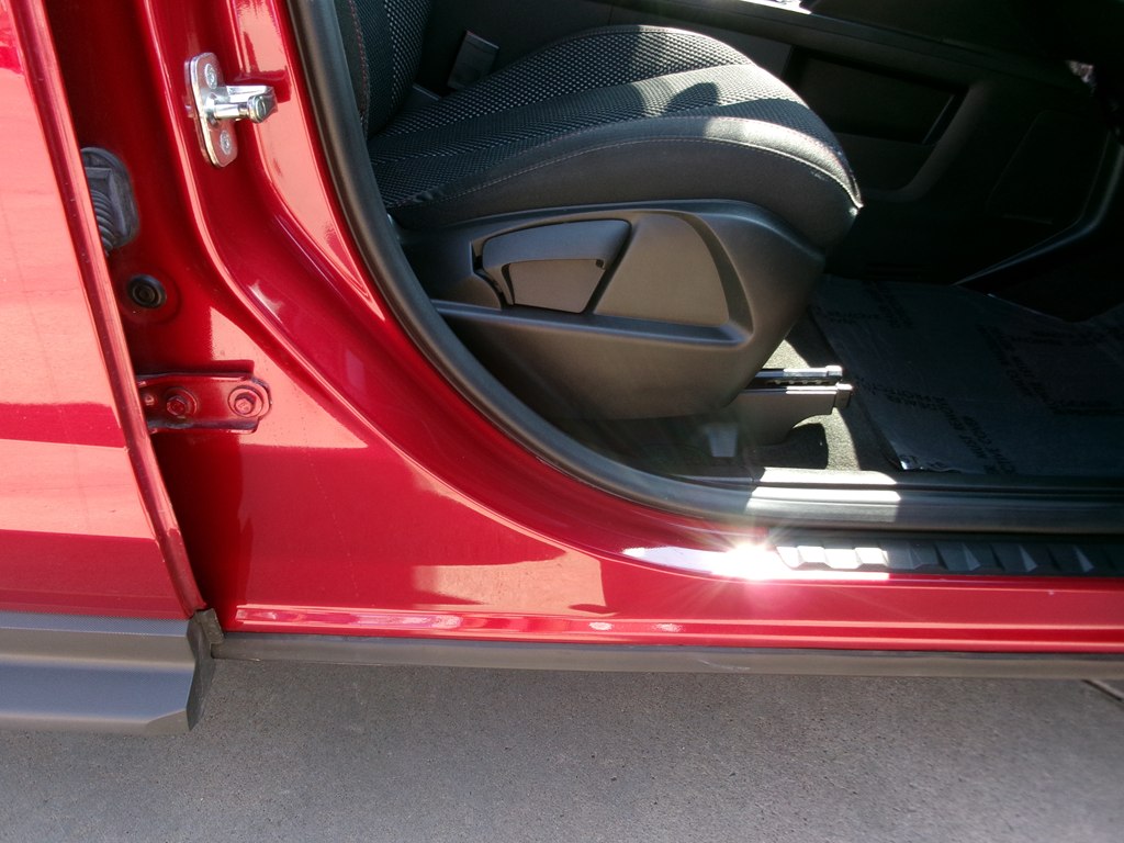 Photo 30 of this CHEVROLET EQUINOX