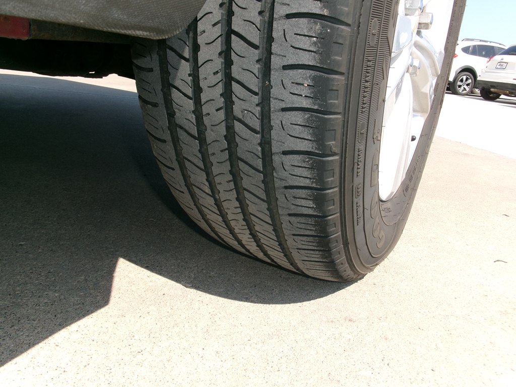 Photo 52 of this CHEVROLET EQUINOX