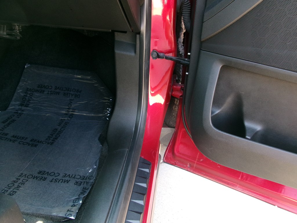 Photo 31 of this CHEVROLET EQUINOX