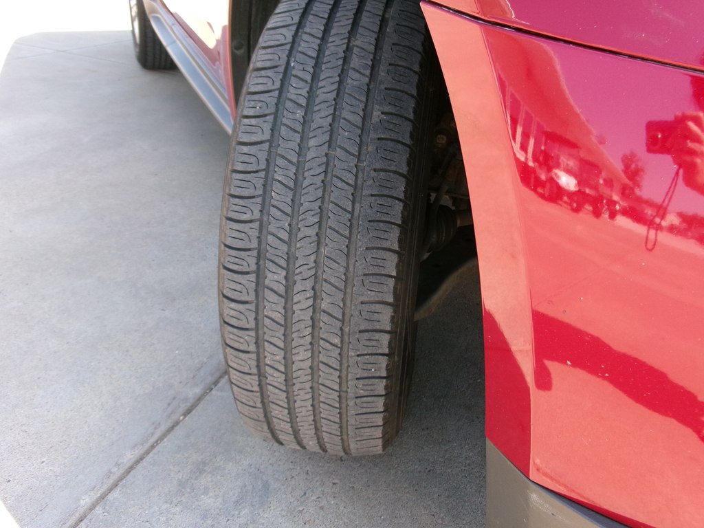 Photo 53 of this CHEVROLET EQUINOX