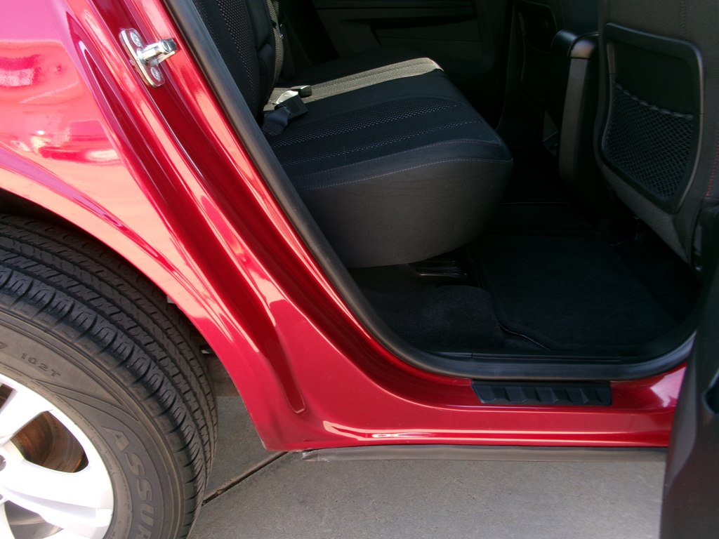 Photo 35 of this CHEVROLET EQUINOX