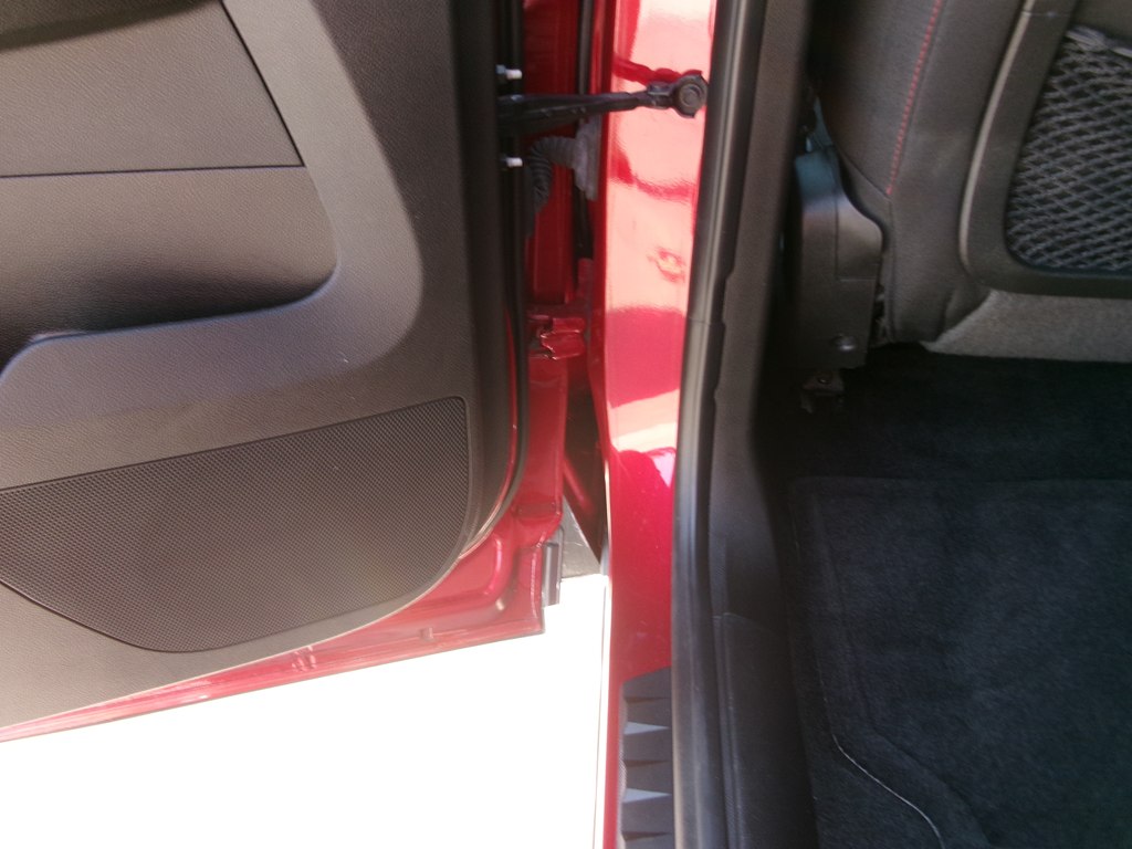Photo 24 of this CHEVROLET EQUINOX