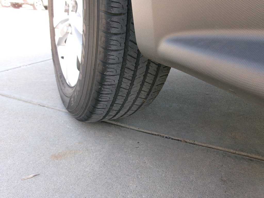Photo 54 of this CHEVROLET EQUINOX