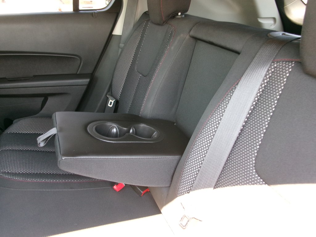 Photo 21 of this CHEVROLET EQUINOX
