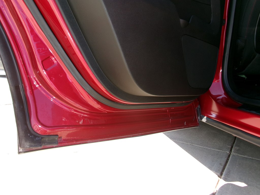 Photo 25 of this CHEVROLET EQUINOX