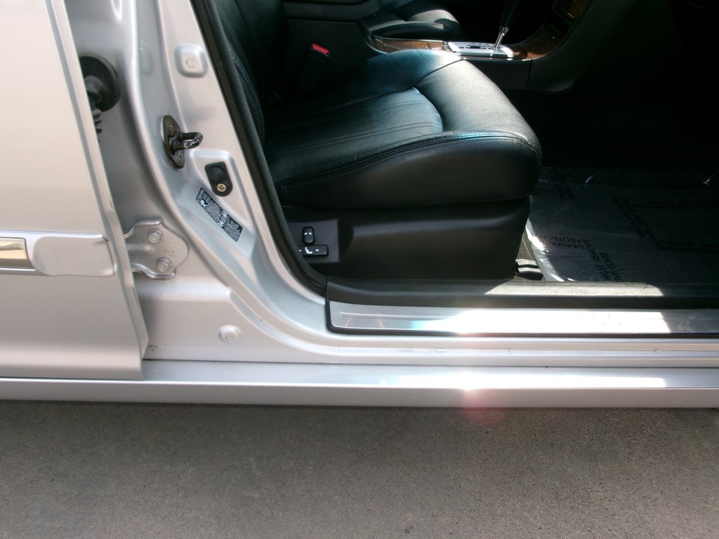 Photo 31 of this HYUNDAI XG