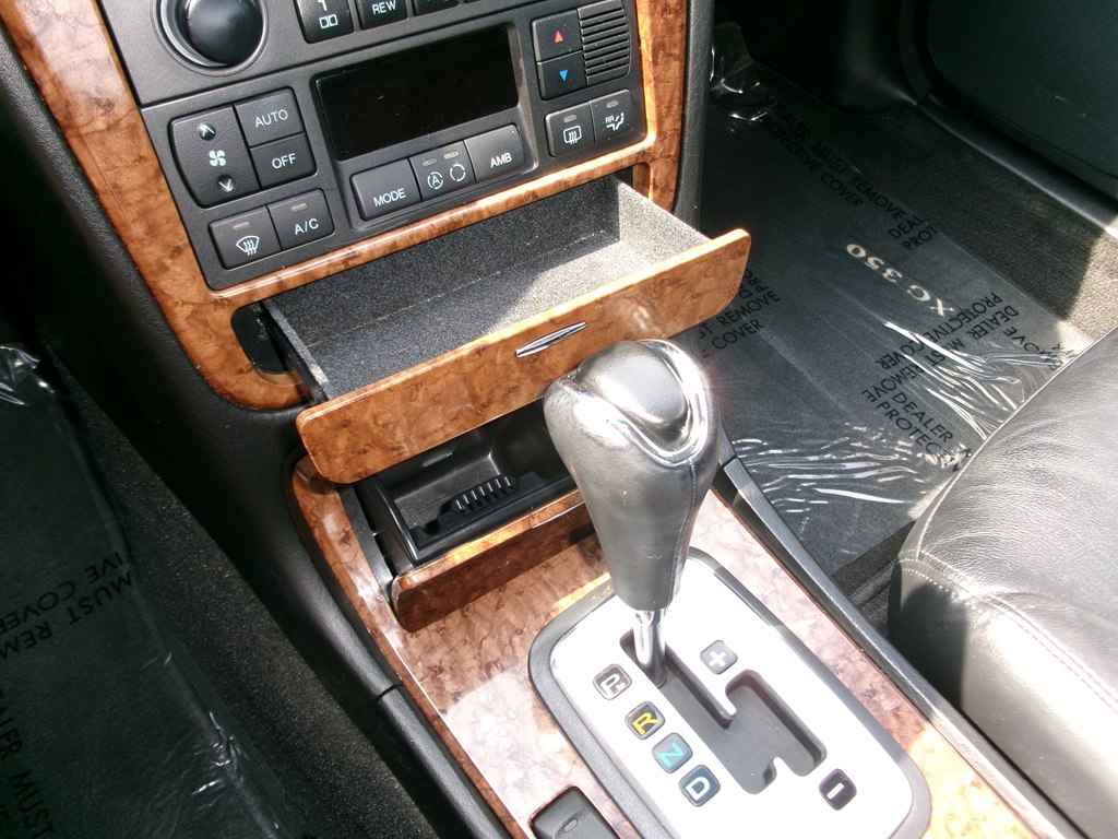 Photo 48 of this HYUNDAI XG