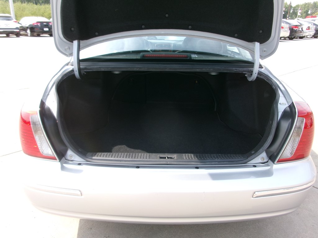 Photo 11 of this HYUNDAI XG