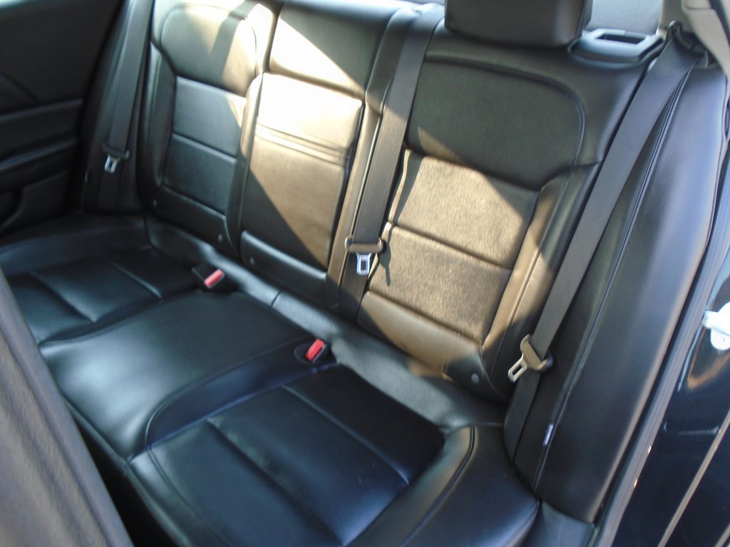 Photo 25 of this CHEVROLET MALIBU