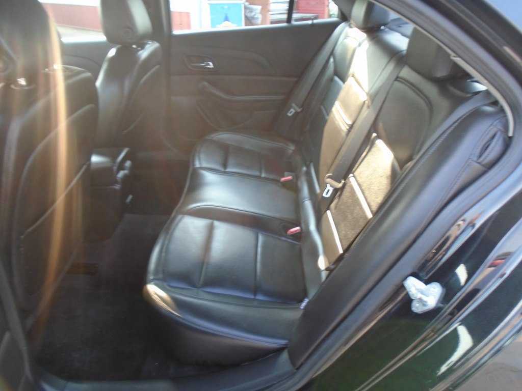 Photo 23 of this CHEVROLET MALIBU