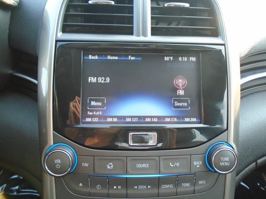 Photo 47 of this CHEVROLET MALIBU