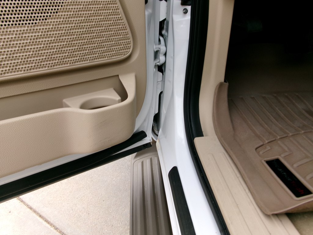 Photo 24 of this FORD EXPEDITION