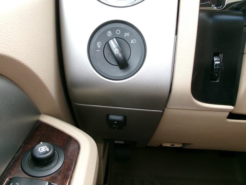 Photo 53 of this FORD EXPEDITION