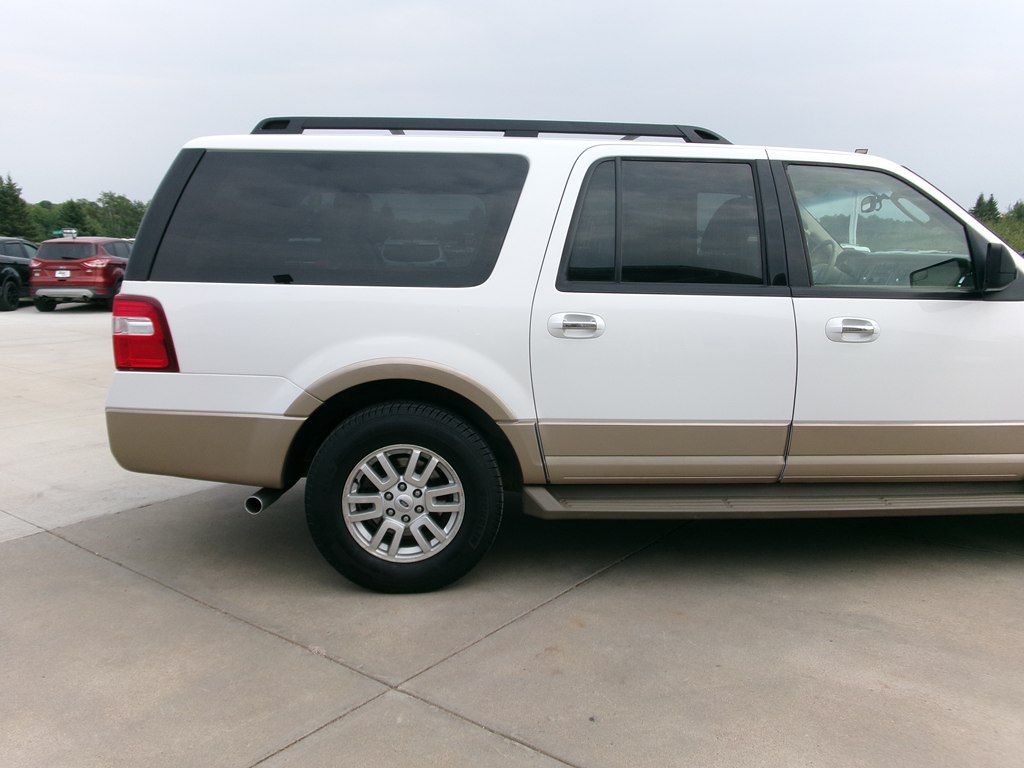 Photo 8 of this FORD EXPEDITION