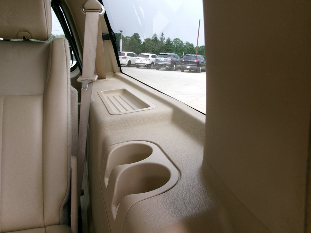 Photo 29 of this FORD EXPEDITION