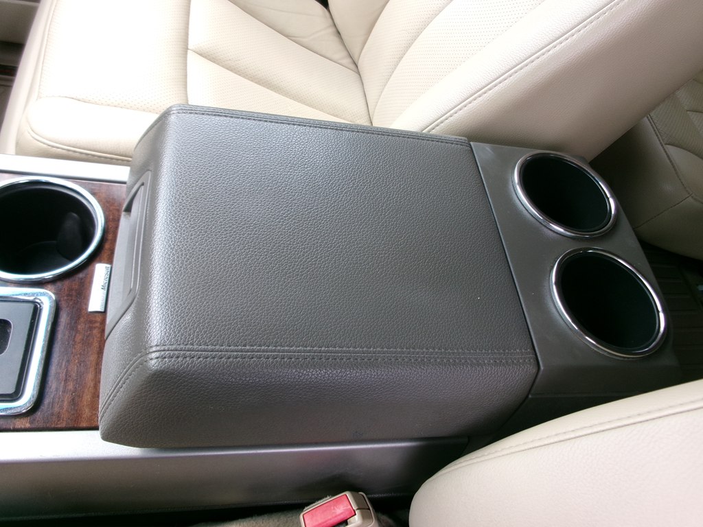 Photo 60 of this FORD EXPEDITION