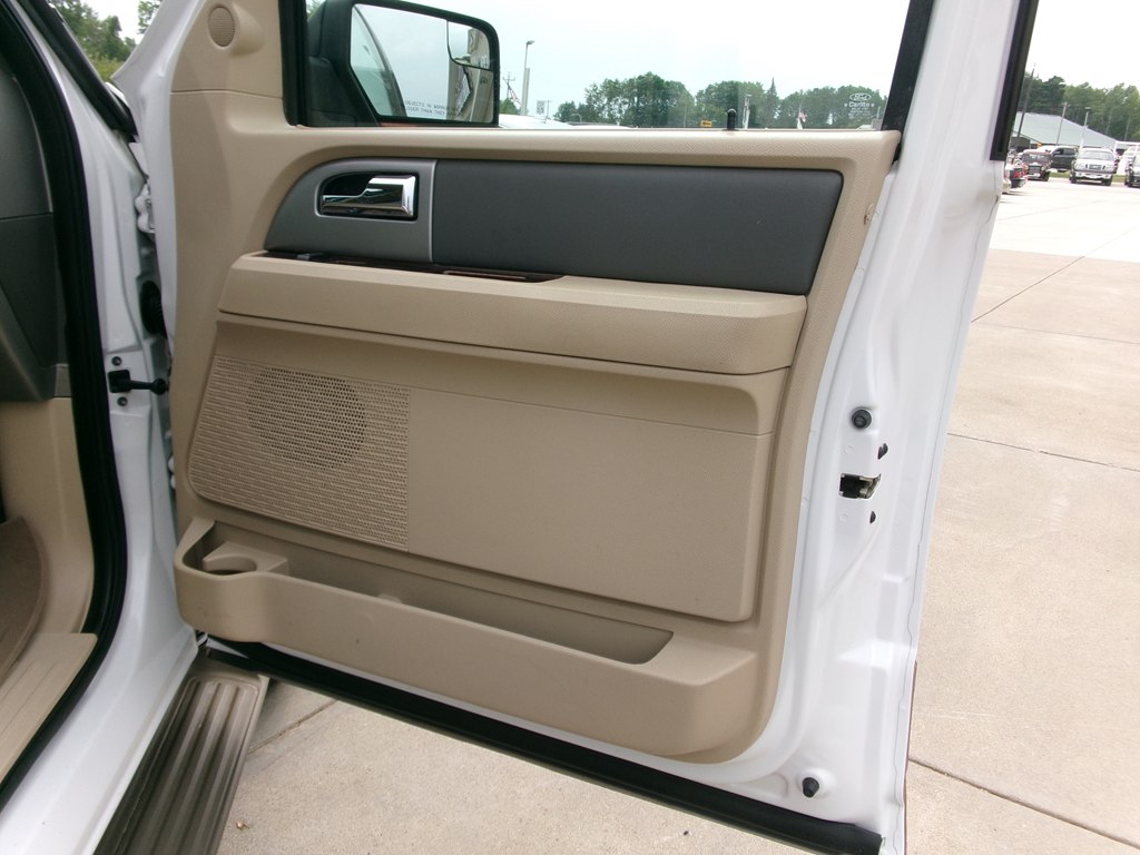 Photo 39 of this FORD EXPEDITION