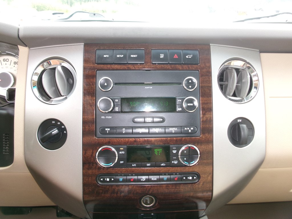 Photo 57 of this FORD EXPEDITION
