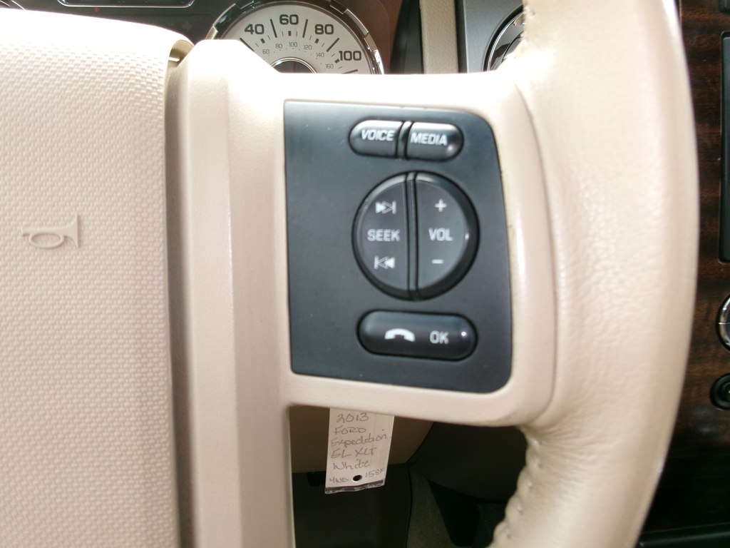 Photo 52 of this FORD EXPEDITION