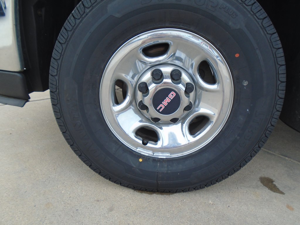 Photo 58 of this GMC SIERRA