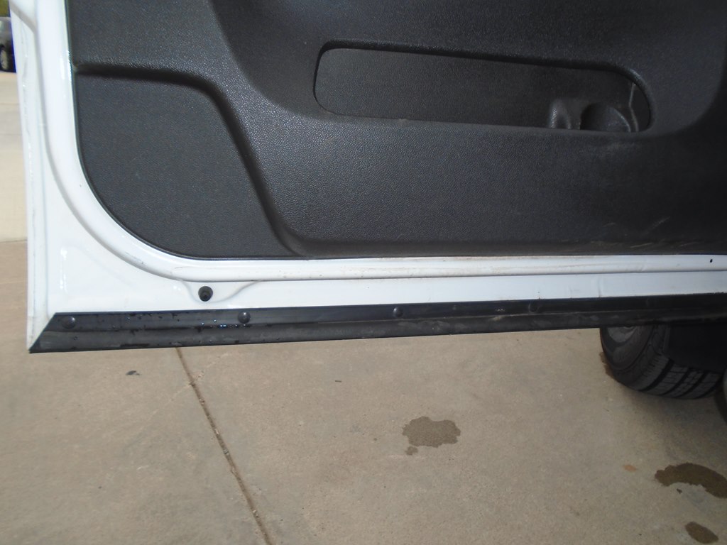 Photo 22 of this GMC SIERRA