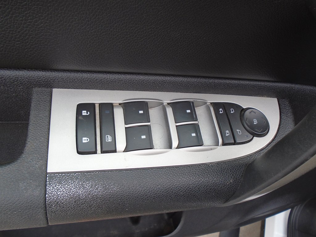 Photo 17 of this GMC SIERRA
