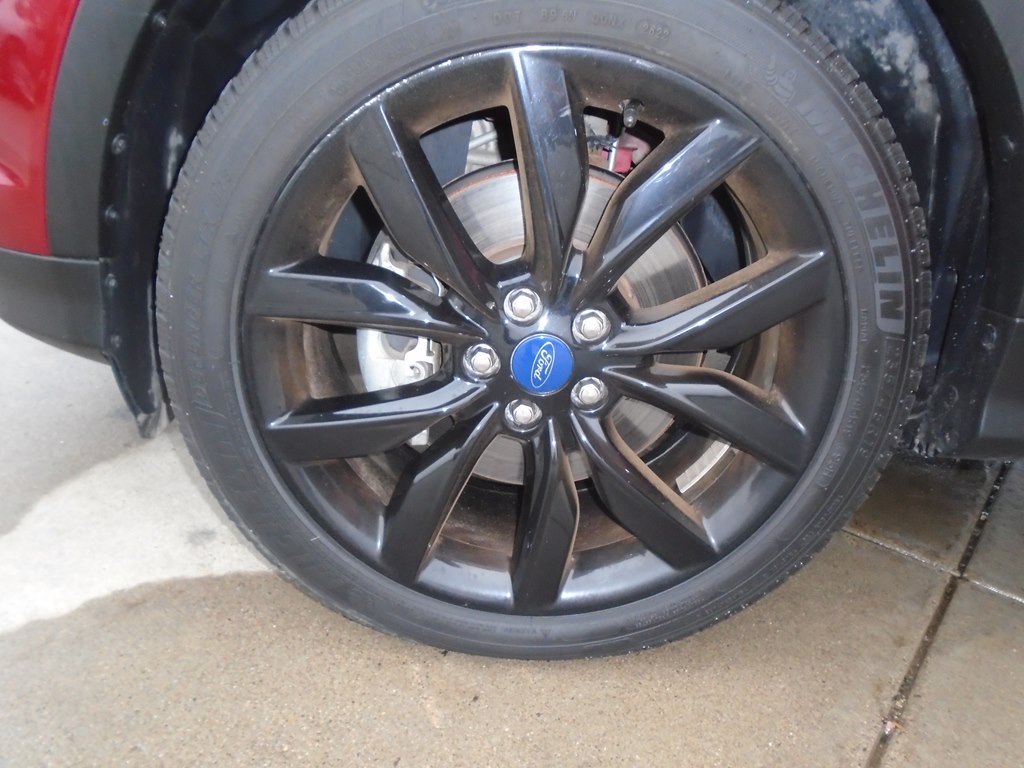 Photo 58 of this FORD ESCAPE