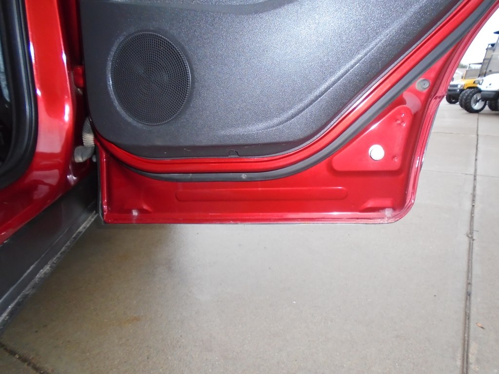 Photo 45 of this FORD ESCAPE