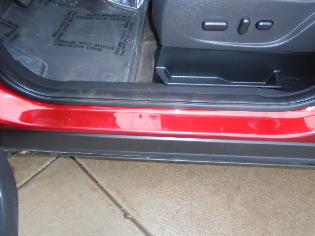 Photo 21 of this FORD ESCAPE