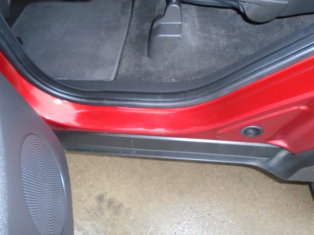 Photo 28 of this FORD ESCAPE